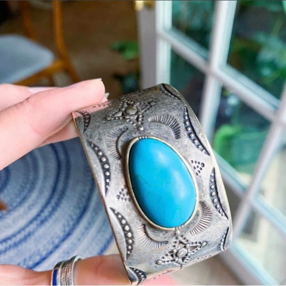 Lucky brand turquoise cuff arrow/ boho festival/ vintage Lucky Brand